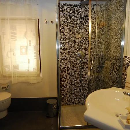 Little Flower Alguer